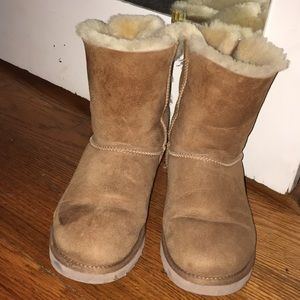 Beige Bailey Bow Uggs